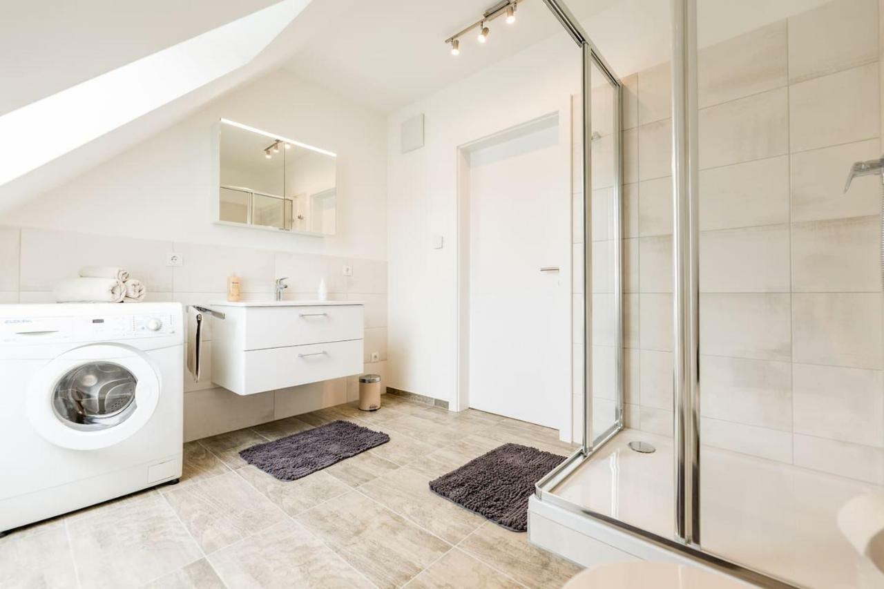 Große Dachgeschosswohnung im Herzen von Graz Exterior foto